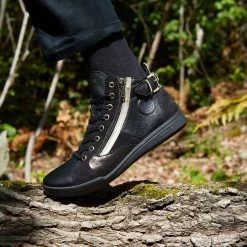 Pataugas PALME/MIX F4H NOIR/DORÉ -Chaussures Homme Femme Soldes Magasin F Palme F2H Noir 263b3c89 adce 4700 b3a0 84f3c78b417d